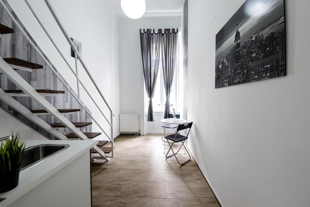 Rio'S Stylish Central Flats Budapest Bagian luar foto